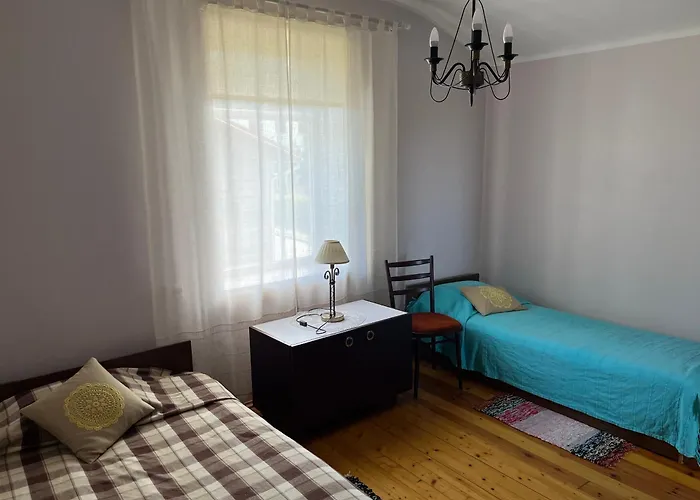 Kahri Accomodation *